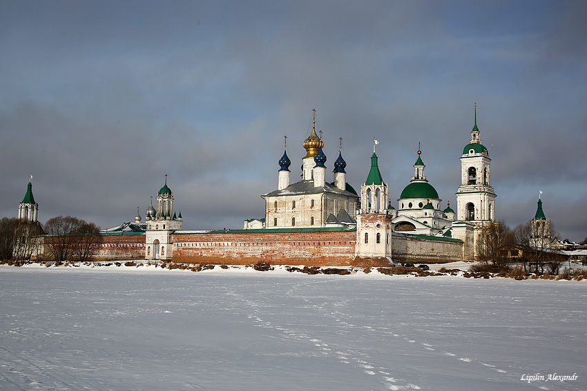 Ростов Великий Спасо Яковлевский монастырь зимой