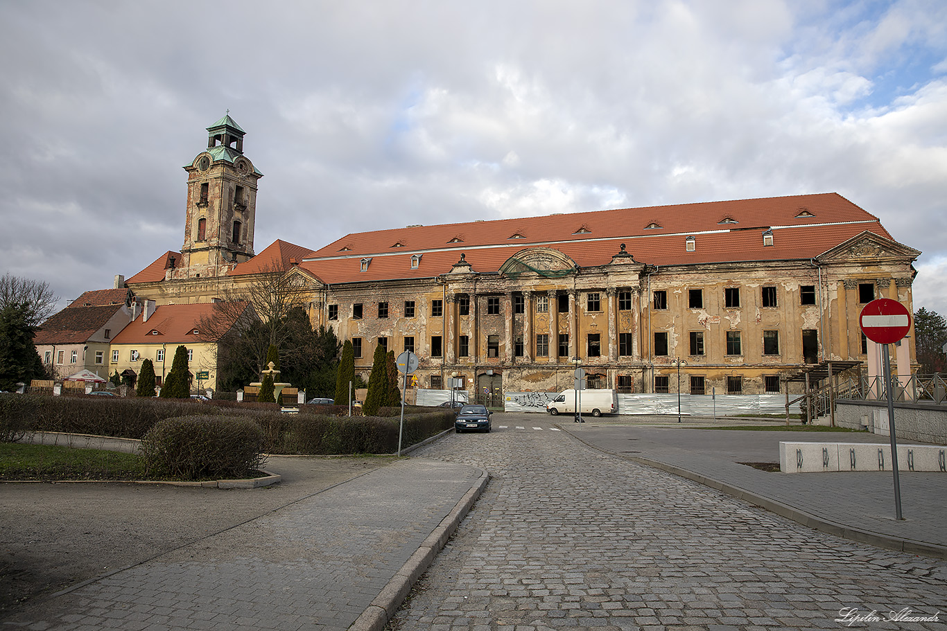 Дворец Девинув-Биберстенув (Zamek Dewinów-Bibersteinów) - Жары (Żary) - Польша (Polska)