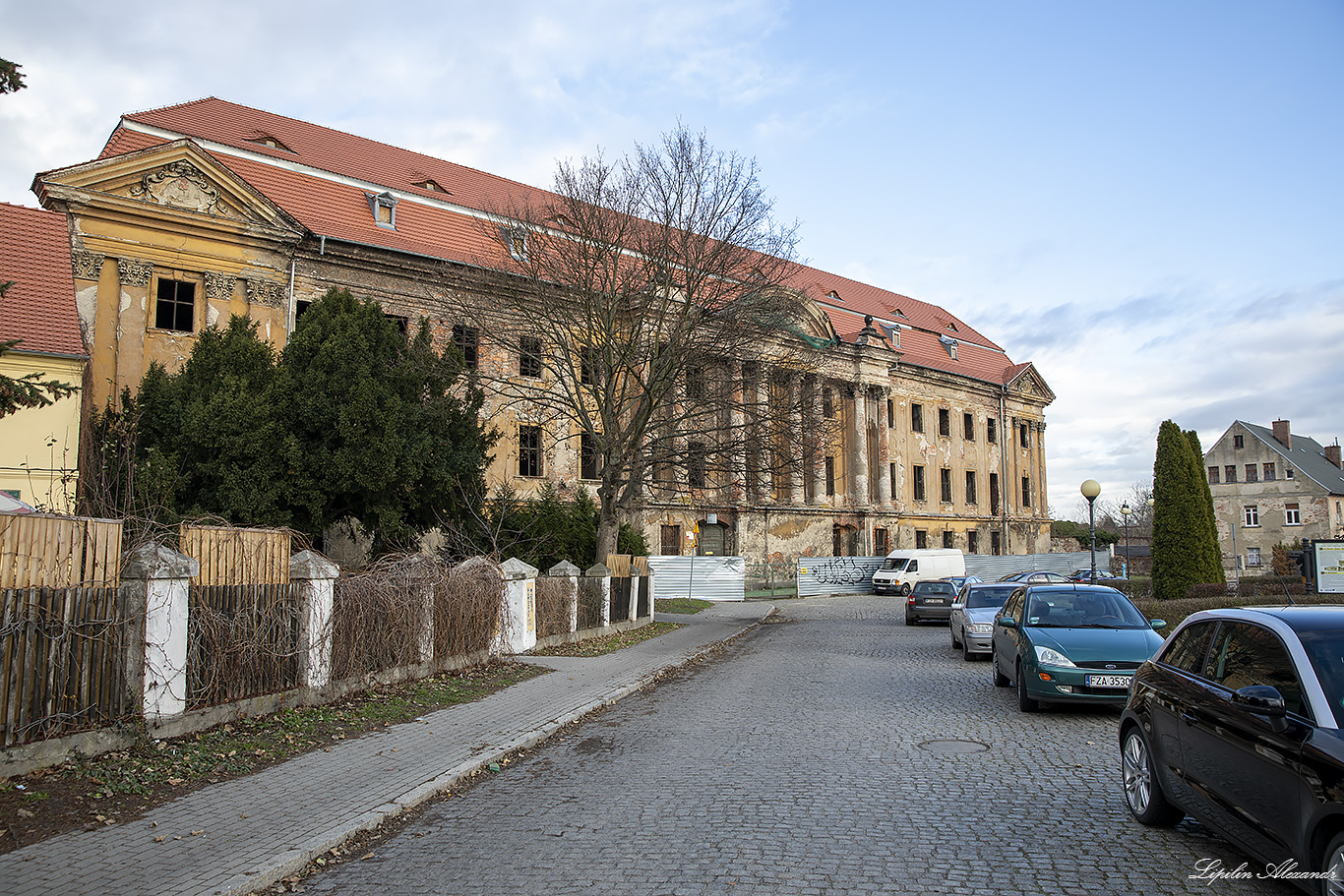 Дворец Девинув-Биберстенув (Zamek Dewinów-Bibersteinów) - Жары (Żary) - Польша (Polska)