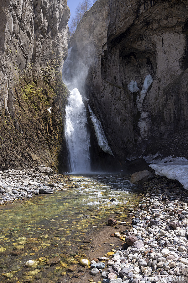 Водопад Каракая-су